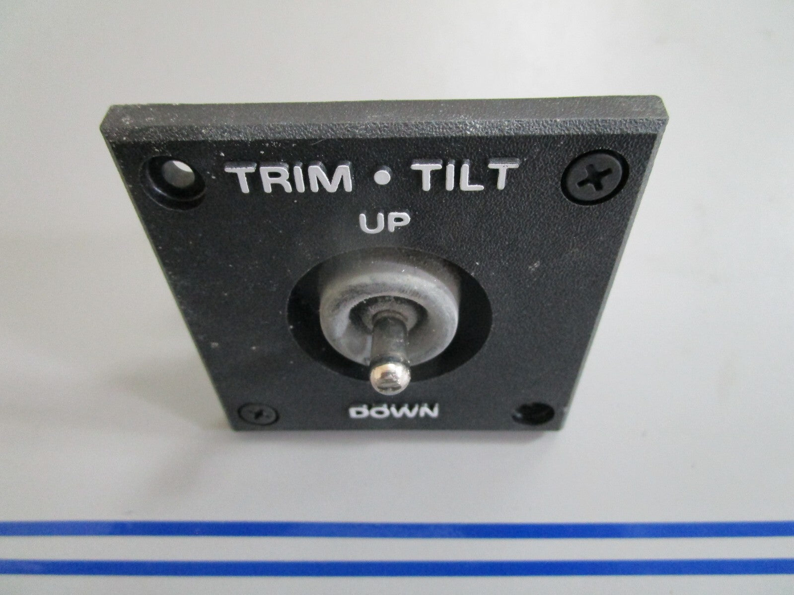 *NEW OEM* 0820 OMC Johnson Evinrude Switch & Bezel Ay 174652 0174652