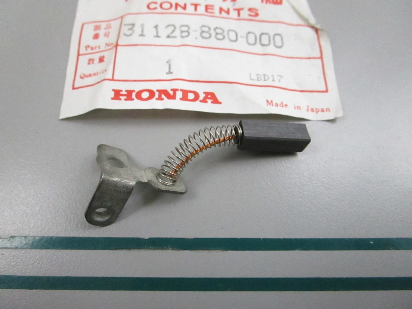 NEW OEM 31128-880-000 Honda Generator Brush 0810