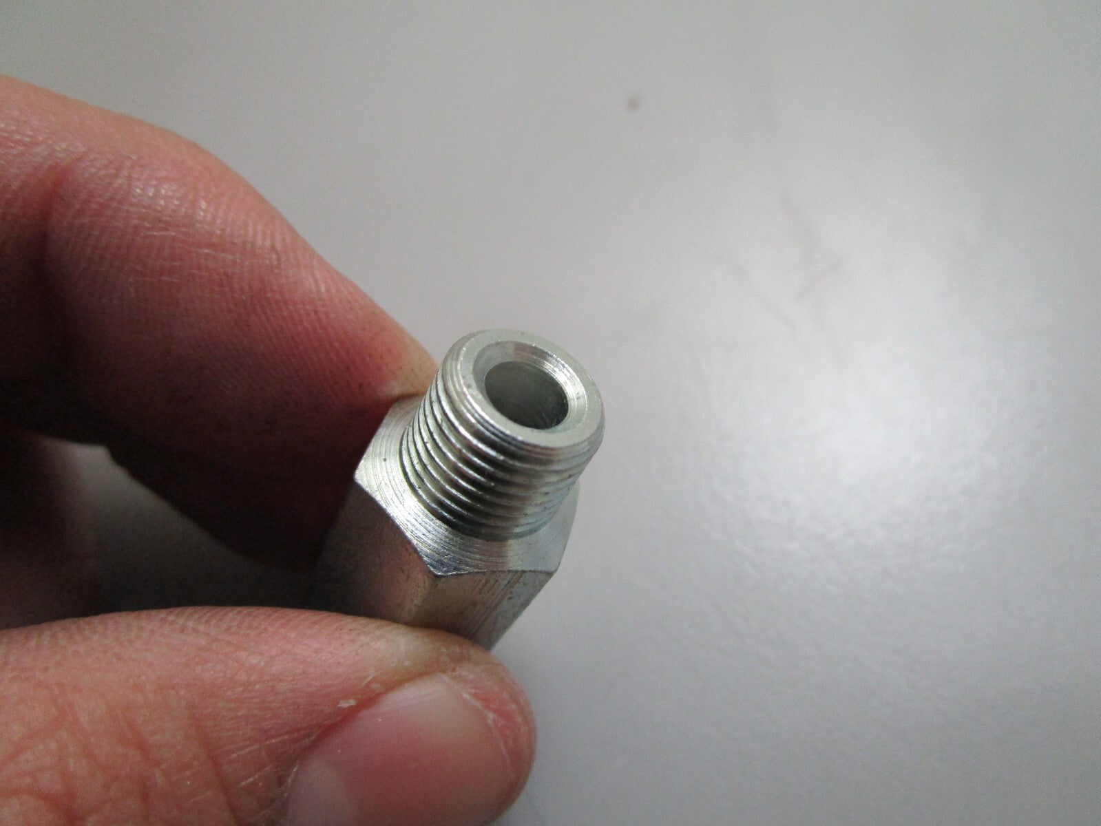 *NEW OEM* 0720 Volvo Penta Nipple 835980