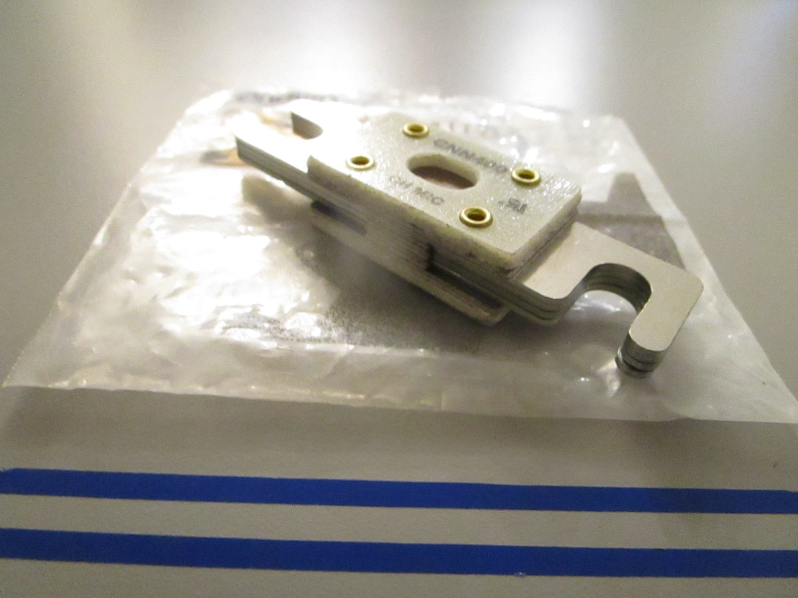 NEW OEM 132083-002 Crown 400 AMP Fuse 0720