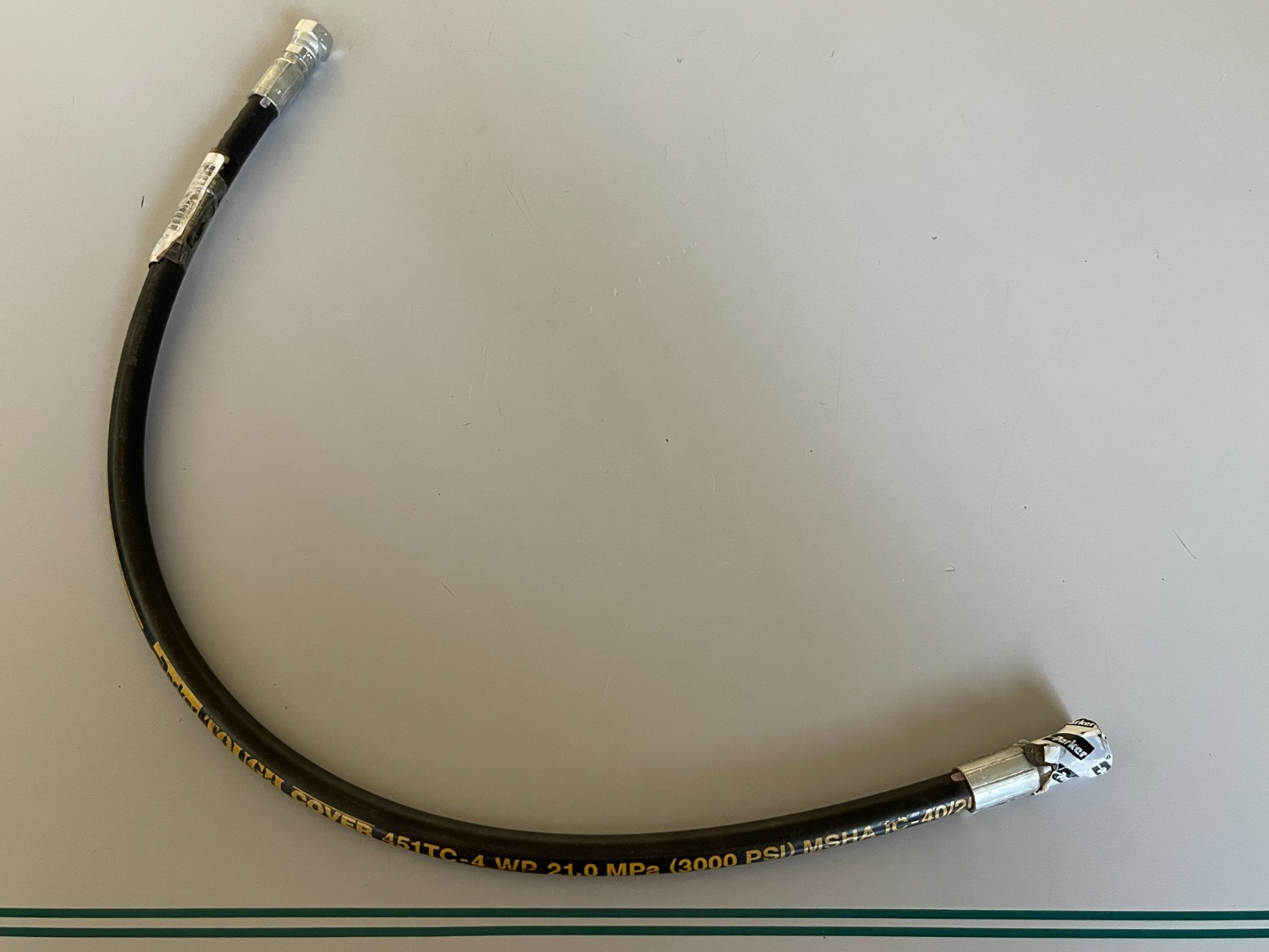 John Deere TCA13531 NEW OEM Hydraulic Hose Golf Turf Mower NOS 0720