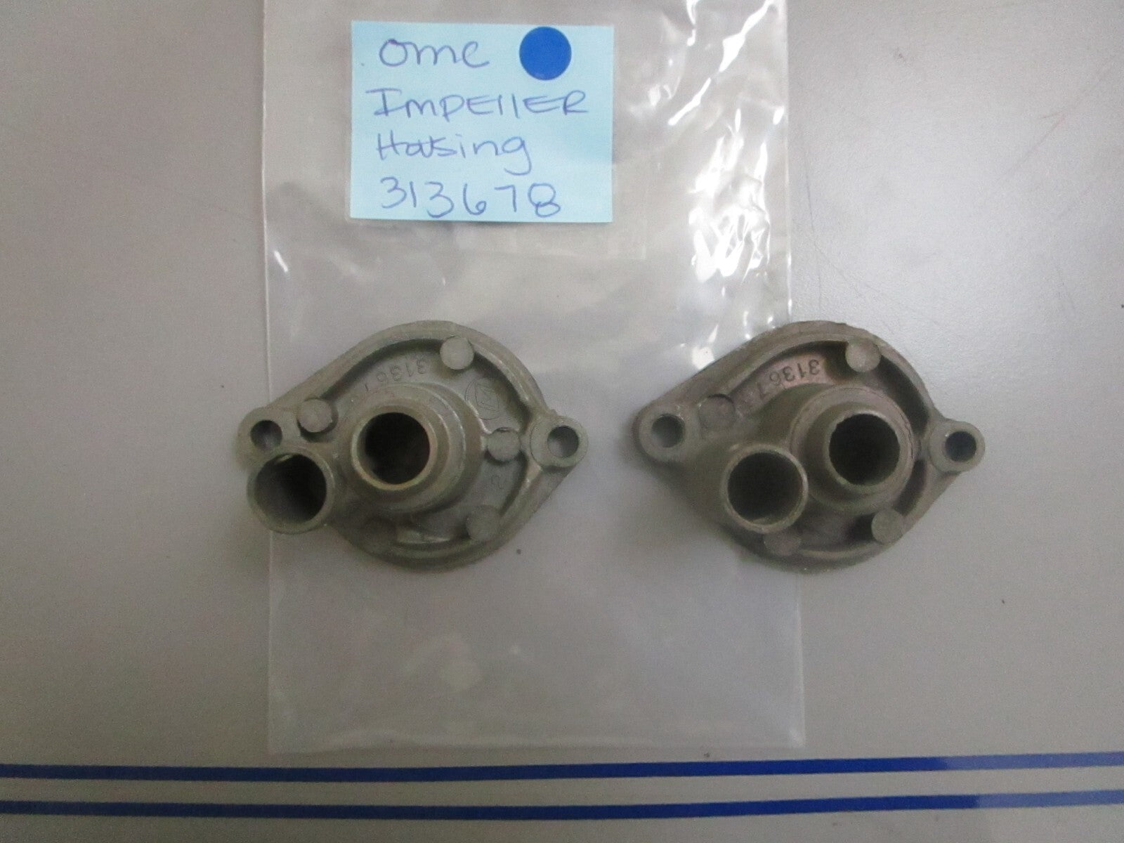 *NEW OEM* (LOT OF 2) 0810 OMC Johnson Evinrude Impeller Housing 313678 0313678