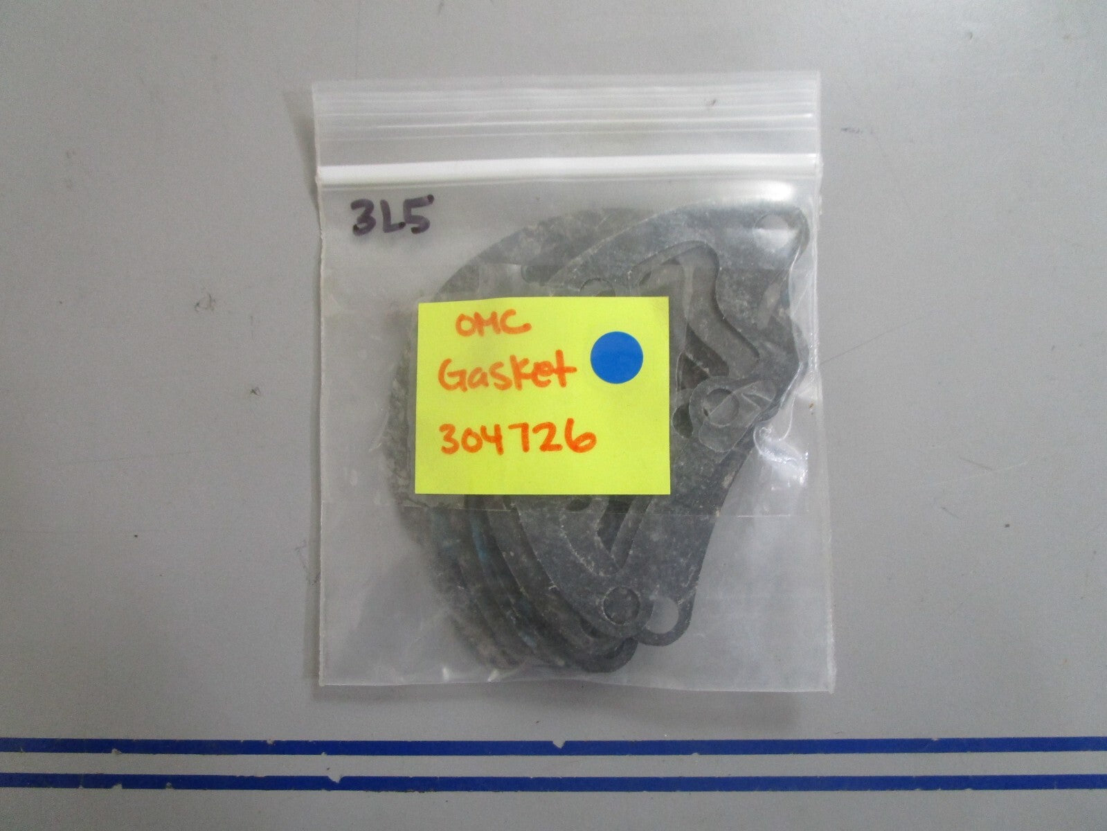 *NEW OEM* (LOT OF 5) 0810 OMC Johnson Evinrude Gasket 304726 0304726