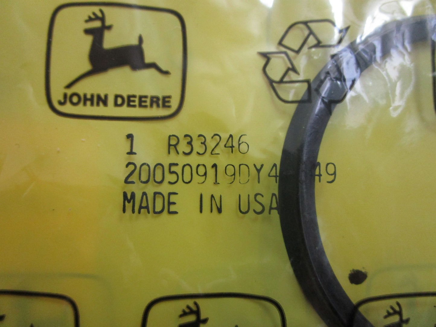 *NEW* 0770 John Deere External Oil Seal R33246