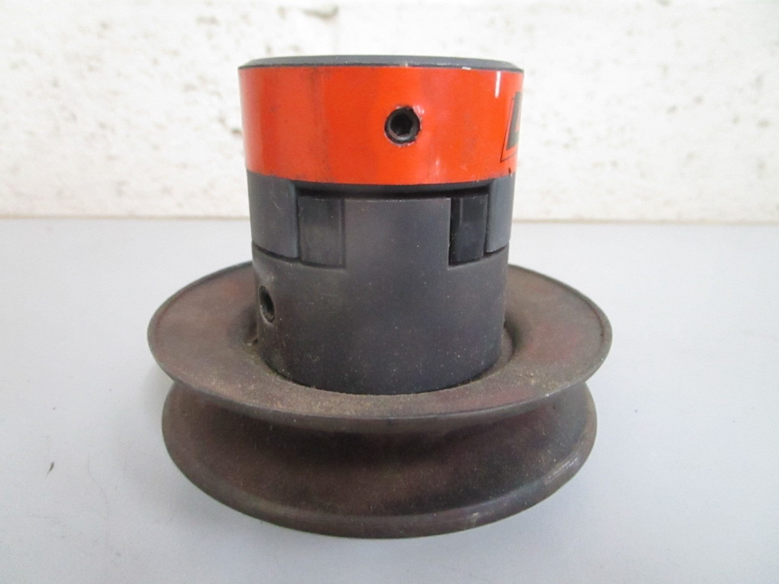 *NEW OEM* 0820 Bobcat Pulley Assy 6633585