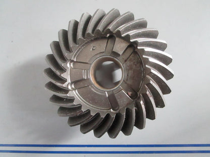 NEW OEM 323481 0323481 OMC Johnson Evinrude 26T Gear 0820