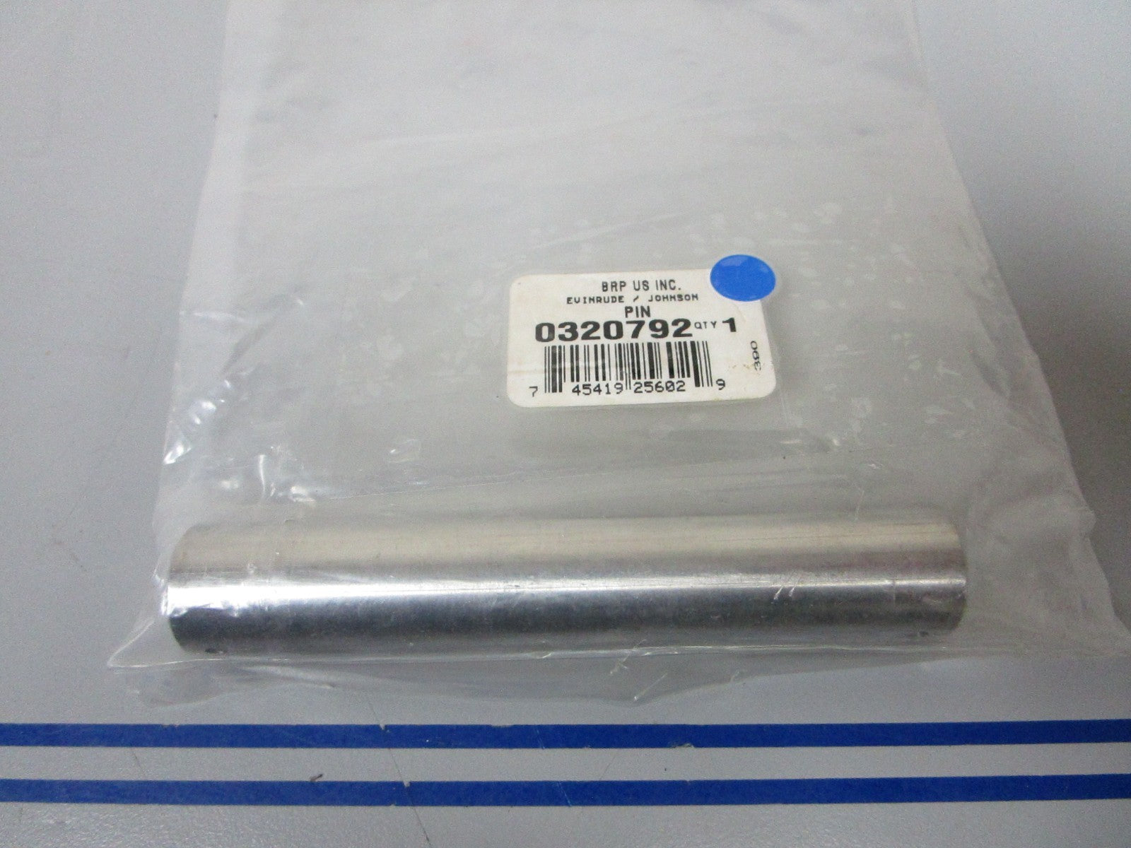 *NEW OEM* 0720 OMC Johnson Evinrude Pin 320792 0320792