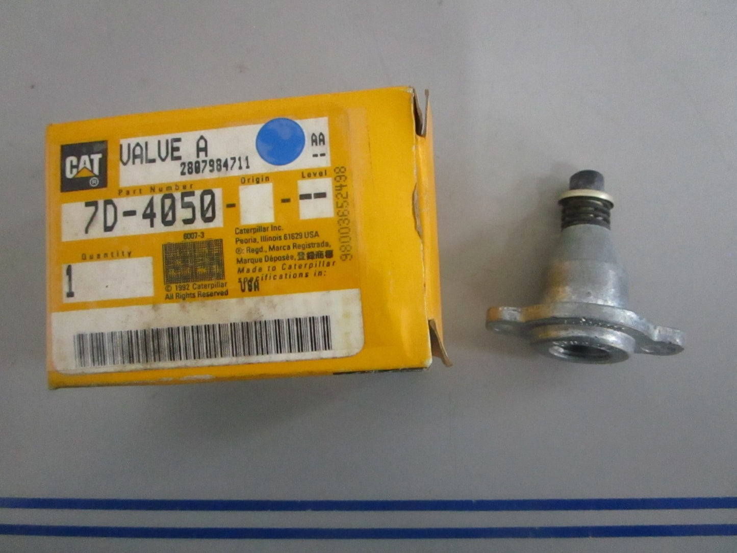 NEW OEM 7D-4050 CAT Valve A 0820