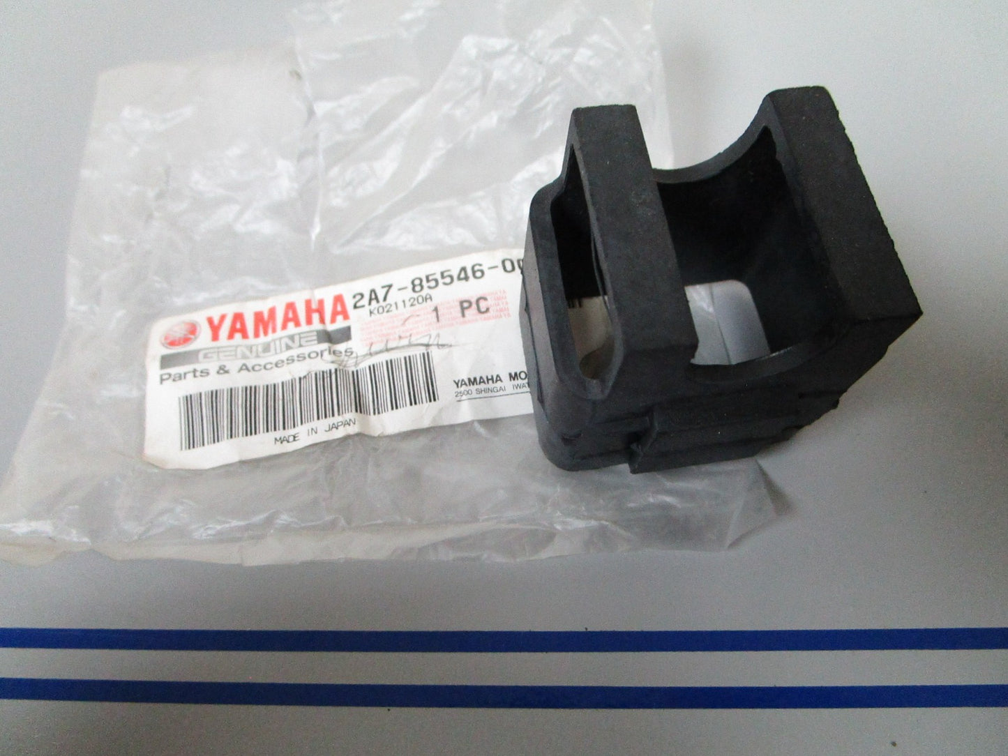 NEW OEM 2A7-85546-00-00 Yamaha Band 0720