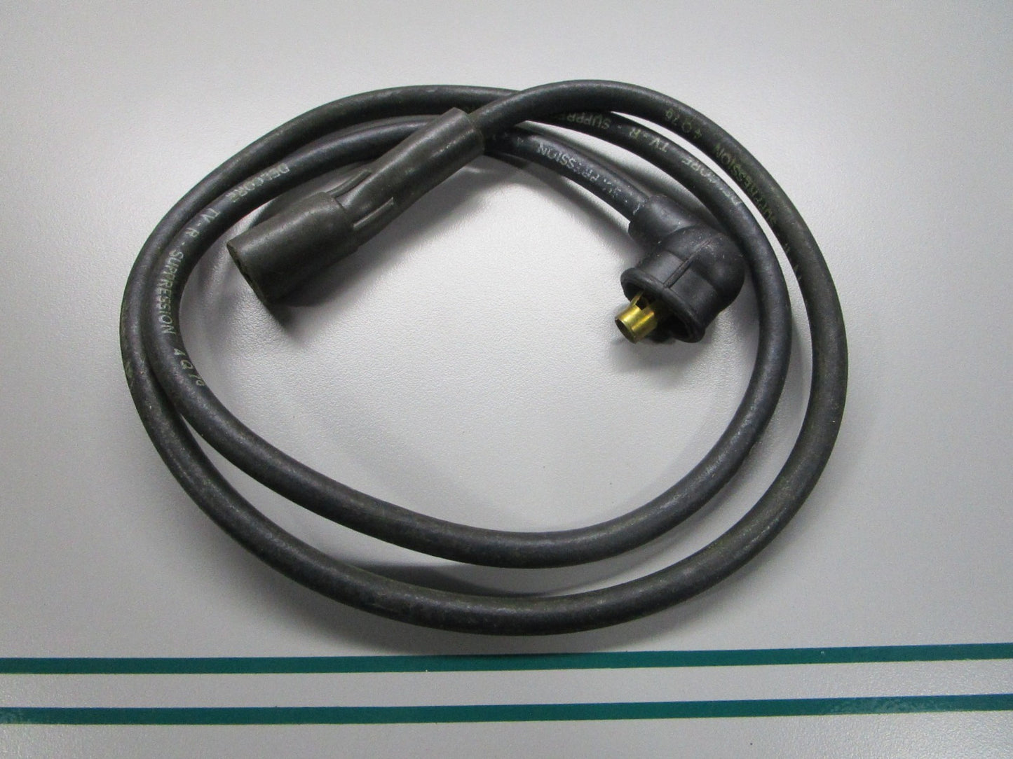 NEW OEM 979756 0979756 OMC Johnson Evinrude Spark Plug #2 Lead Assy 0810