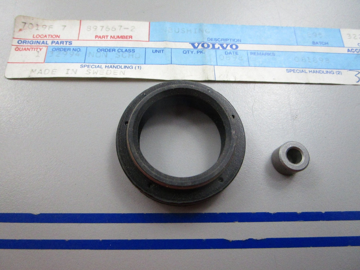 NEW OEM 342787 Volvo Penta Oil Seal 0810
