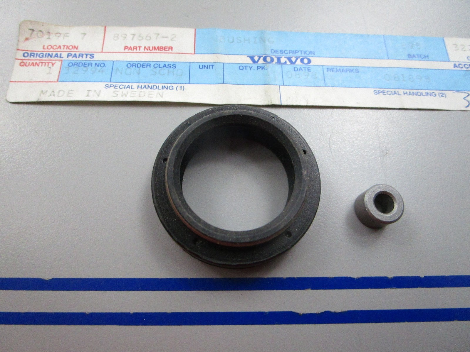 NEW OEM 342787 Volvo Penta Oil Seal 0810