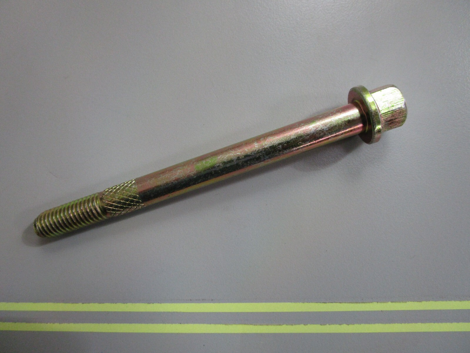 *NEW OEM* 0820 Volvo Penta Screw 3857936