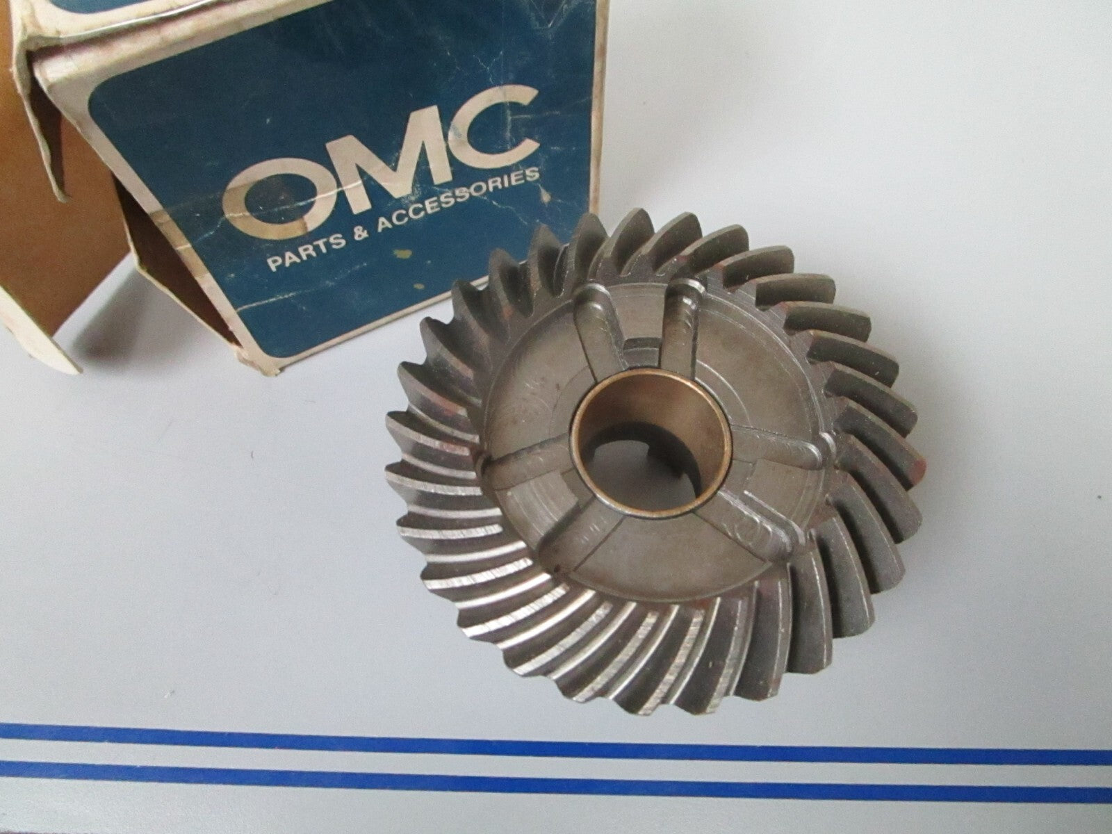 *NEW OEM* 0810 OMC Johnson Evinrude 29T Forward Gear 385567 0385567