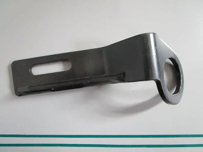 NEW OEM AMT672 John Deere Bracket 0820