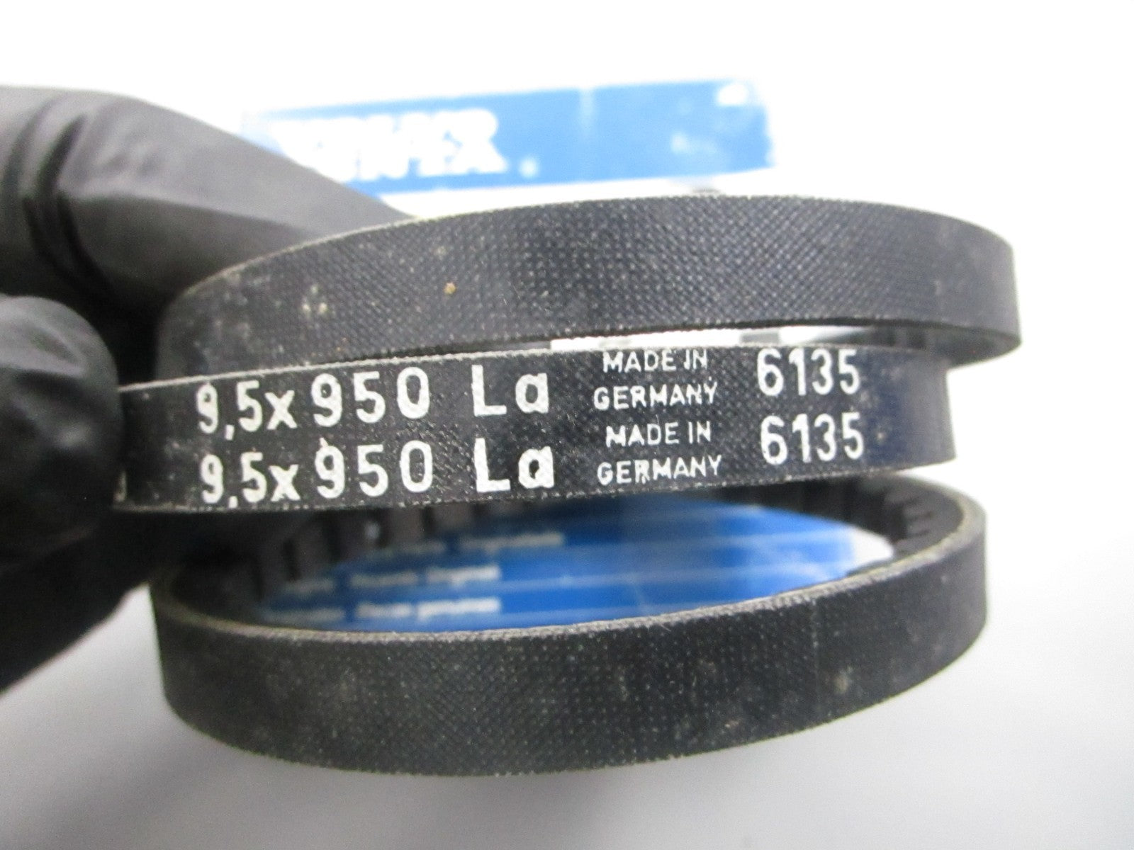 NEW OEM 966910 Volvo Penta Drive Belt 0810