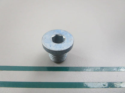 NEW OEM 000908012009 Mercedes-Benz Drain Plug 0810