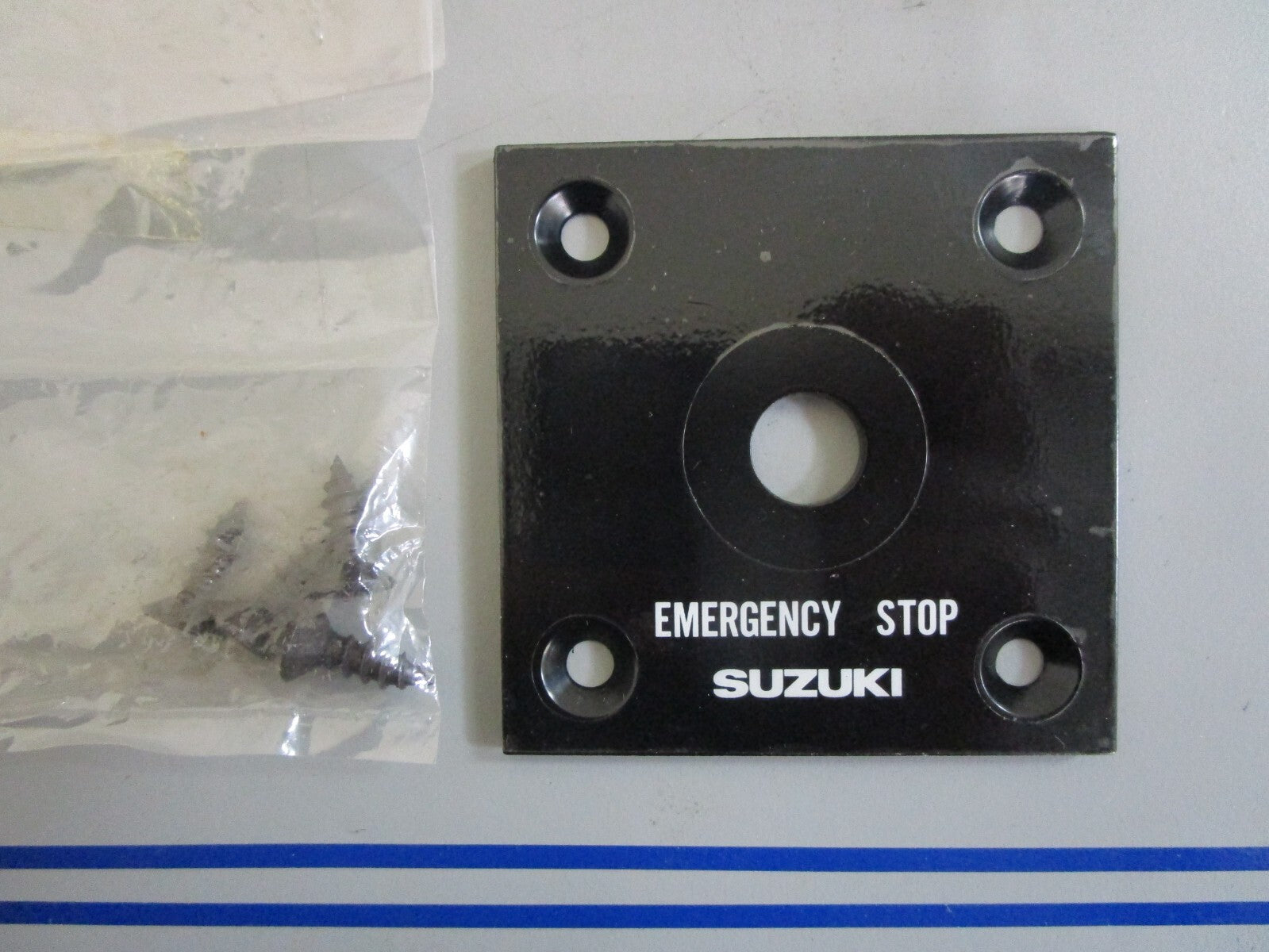 *NEW OEM* 0820 Suzuki Emergency Switch Panel 37825-92E00