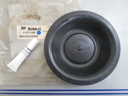 *NEW OEM* 0820 Bobcat Diaphragm 6676696