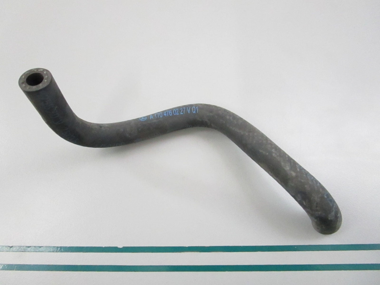 NEW OEM 1704760227  Mercedes-Benz Hose 0810
