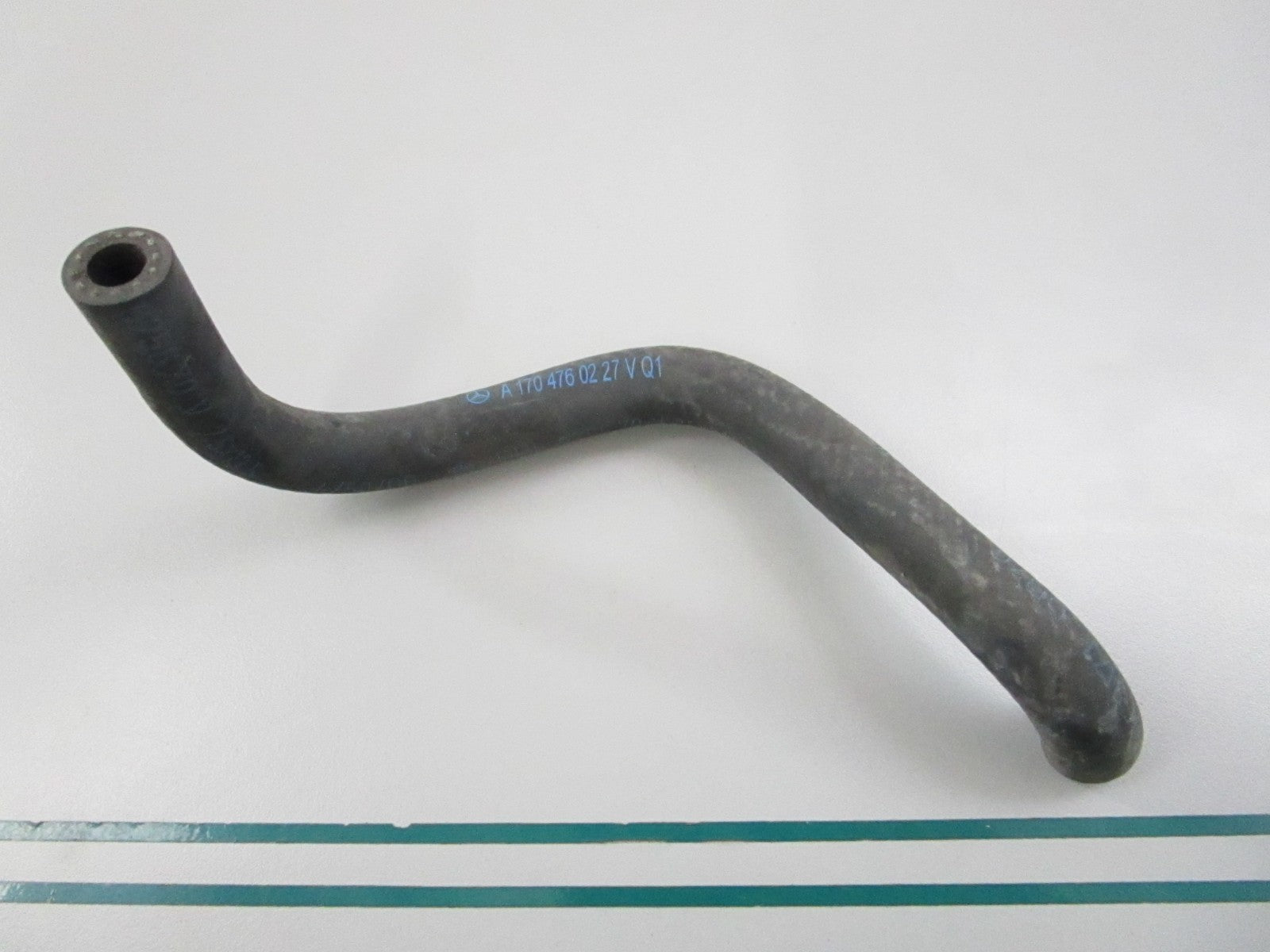 NEW OEM 1704760227  Mercedes-Benz Hose 0810