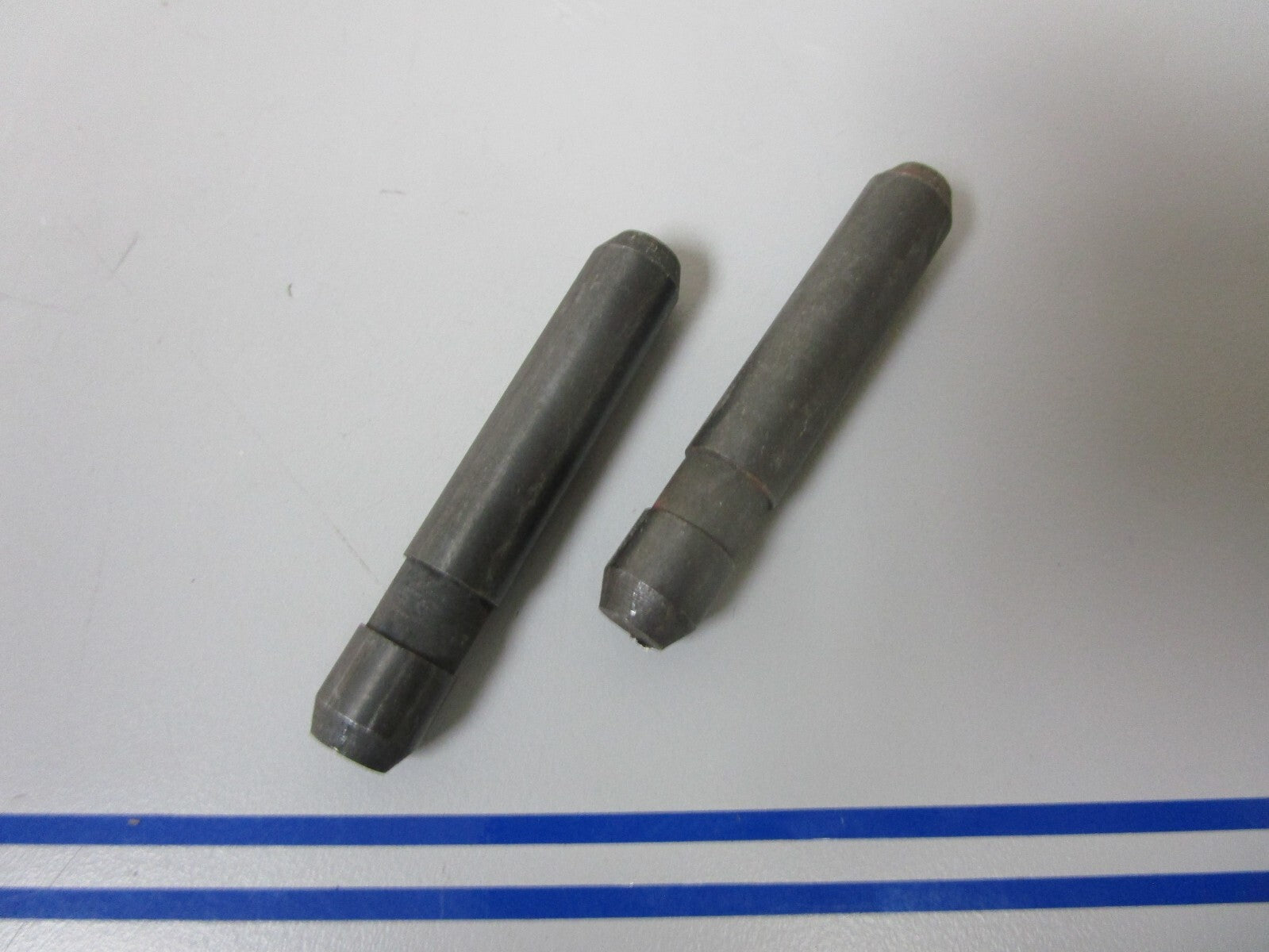 *NEW OEM* (LOT OF 2) 0810 CAT Pin 8E-6208