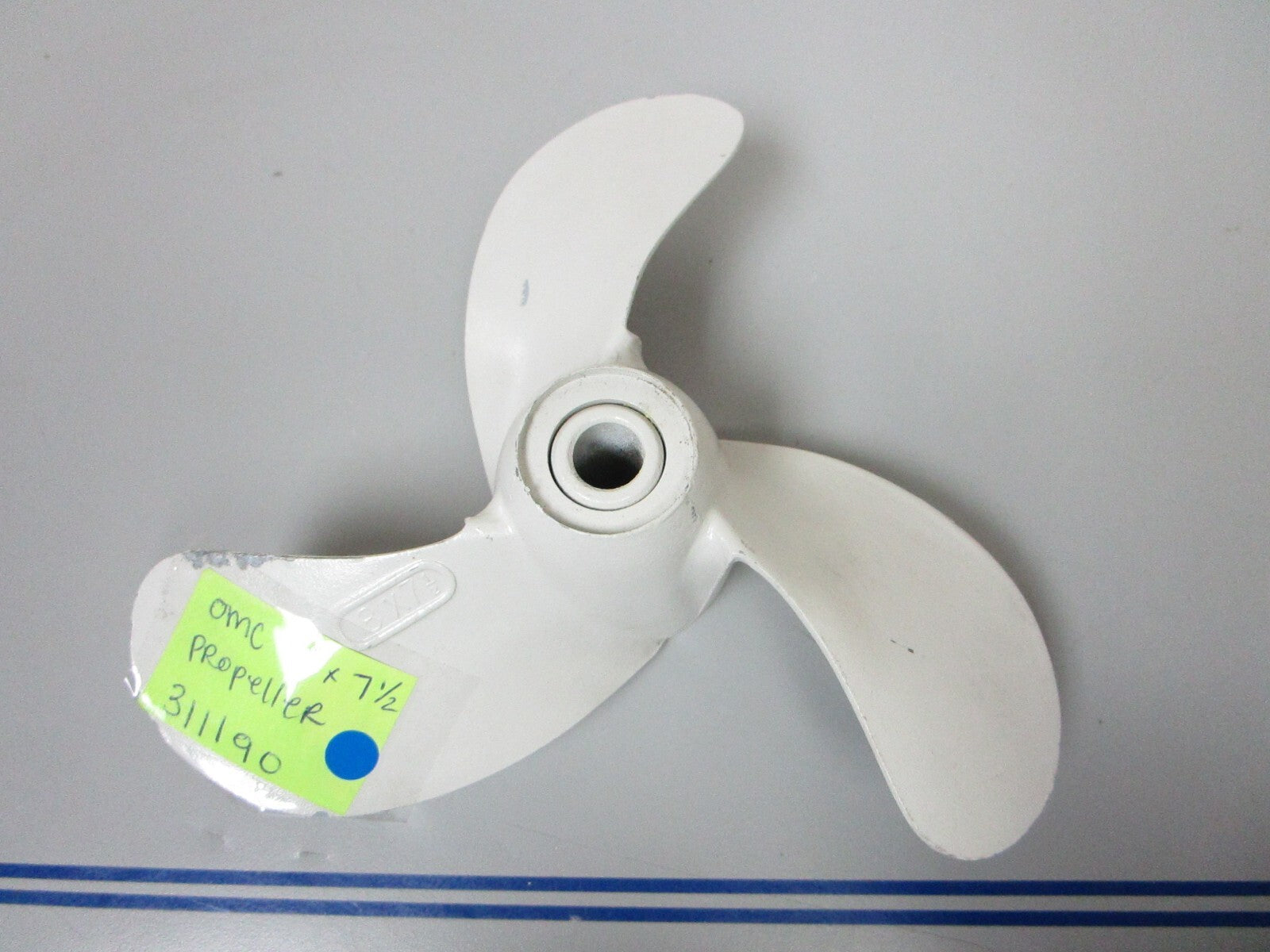 *NEW OEM* 0720 OMC Johnson Evinrude 8 x 7 ½ Propeller 311190 0311190