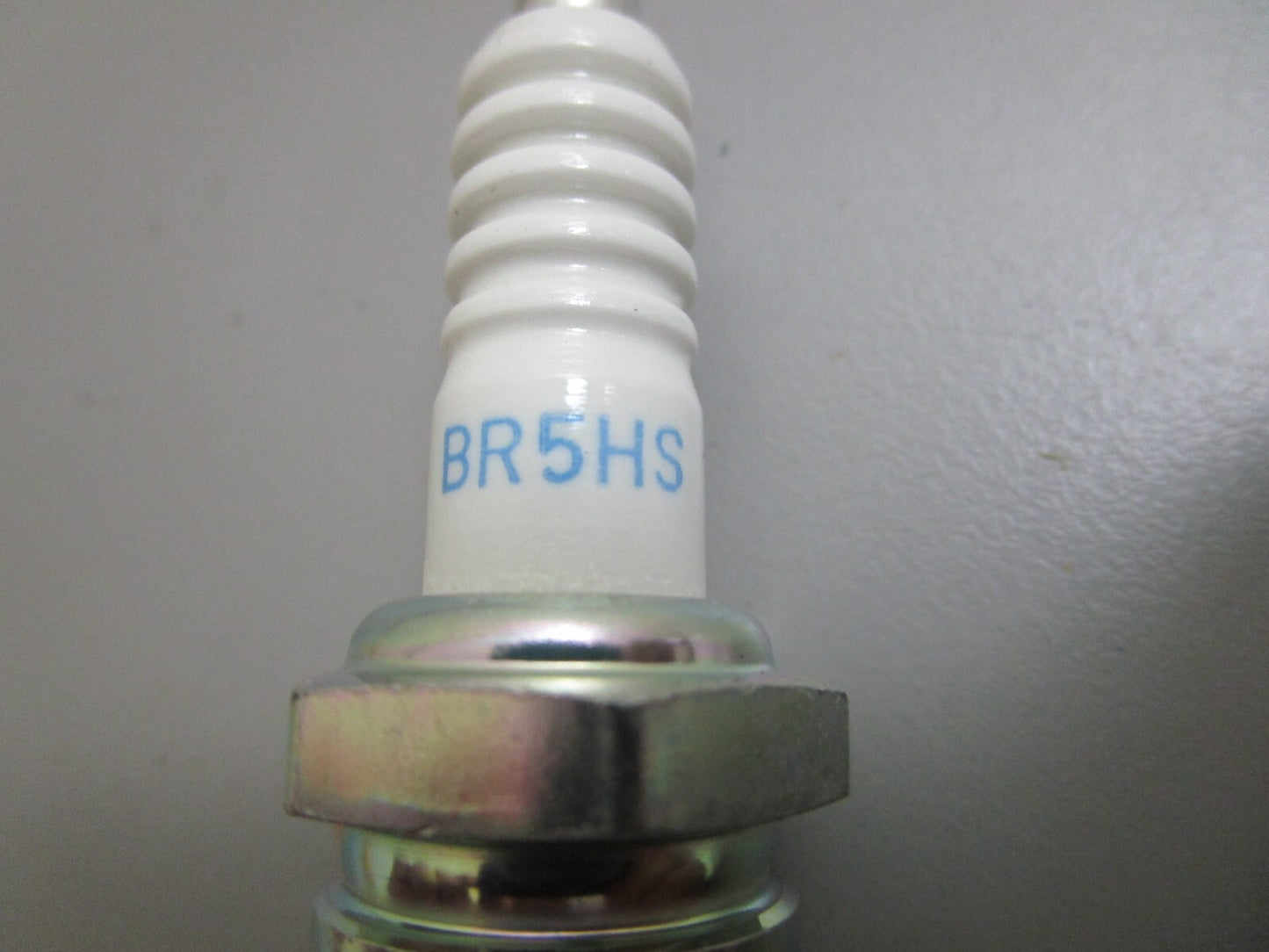 *NEW* (LOT OF 9) 0820 NGK Spark Plug BR5HS
