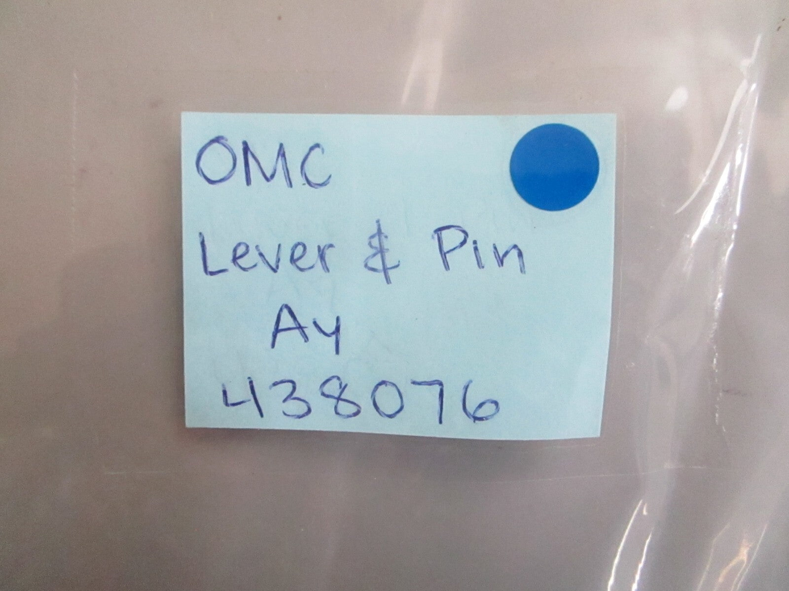 *NEW OEM* 0820 OMC Johnson Evinrude Lever & Pin Ay 438076 0438076 342901