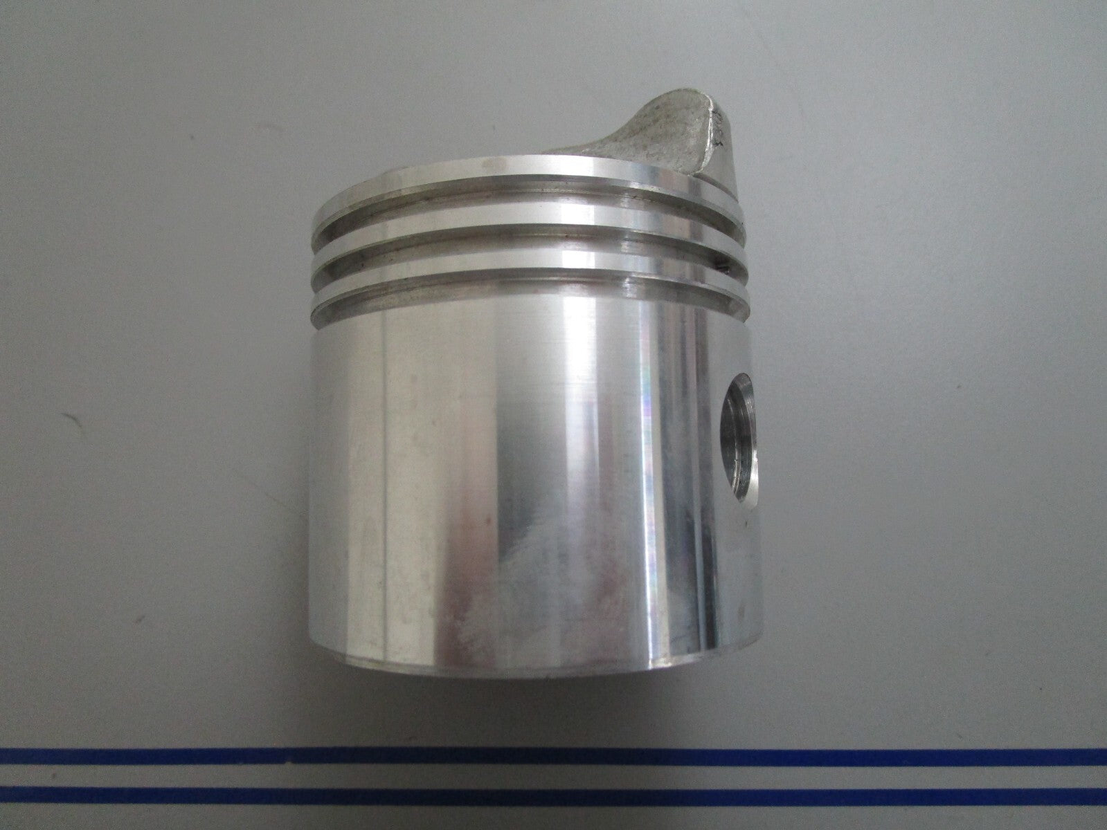 *NEW OEM* 0820 OMC Johnson Evinrude Piston 378278 0378278
