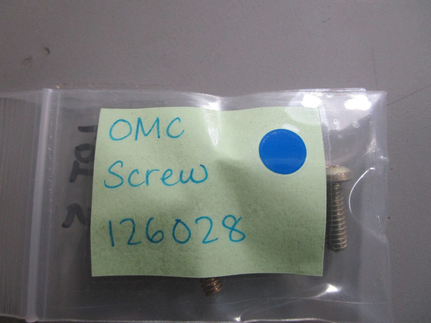 *NEW OEM* (LOT OF 5) 0810 OMC Johnson Evinrude Screw 126028 0126028