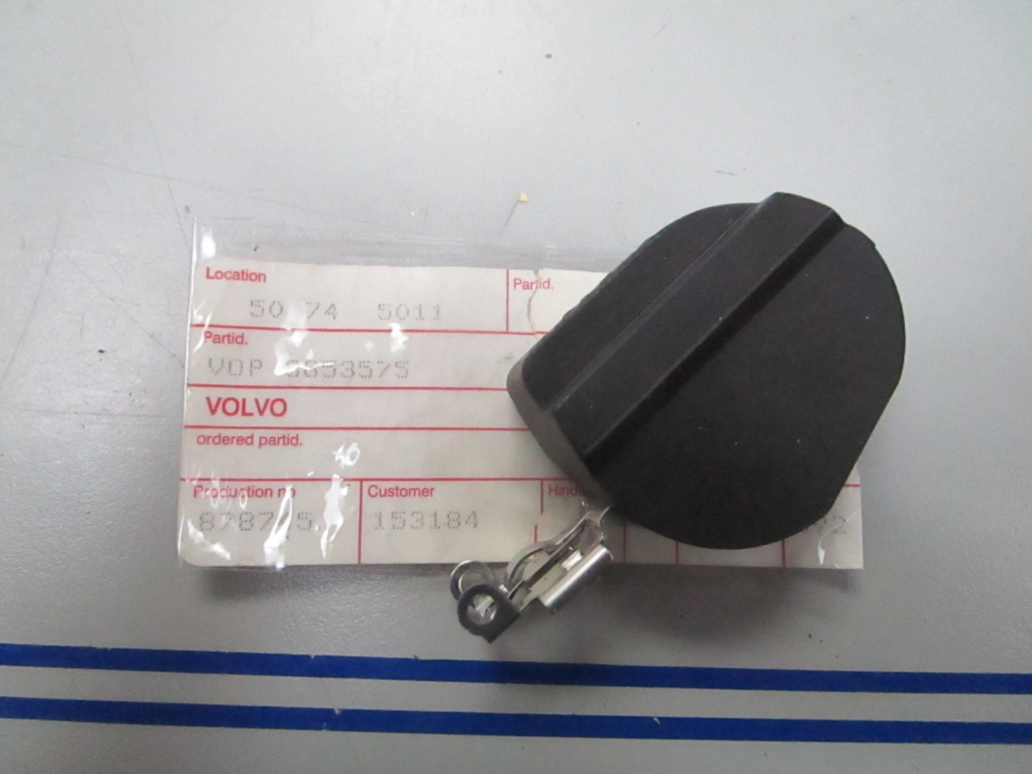 *NEW OEM* 0720 Volvo Penta Float 3853575