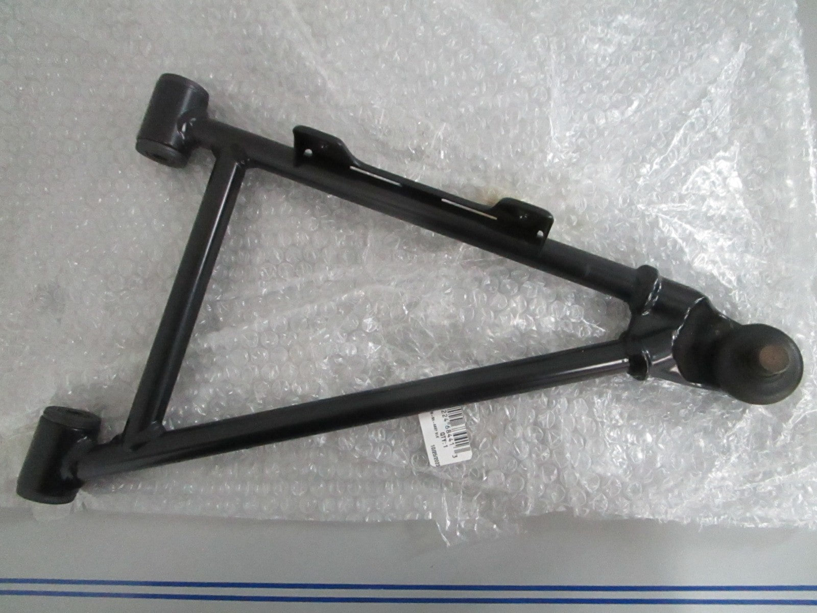 *NEW OEM* 0820 Arctic Cat Front Right Lower A-Arm 0503-276
