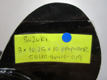 *NEW OEM* 0810 Suzuki 3 x 10.25 x 10 Propeller 58100-96410-019