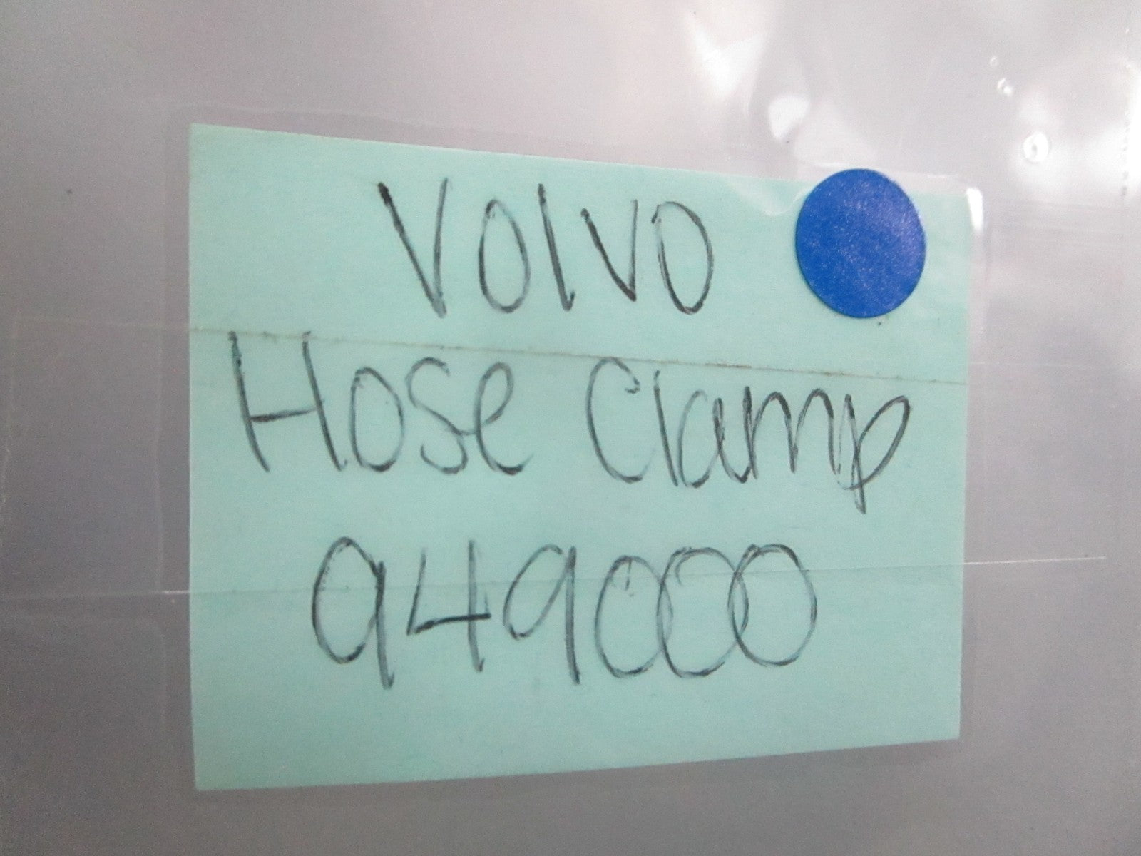 *NEW OEM* 0810 Volvo Penta Hose Clamp 949000