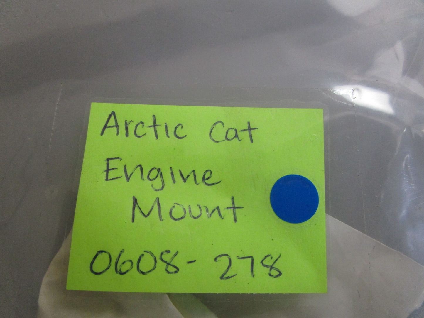 *NEW OEM* 0810 Arctic Cat Engine Mount 0608-278