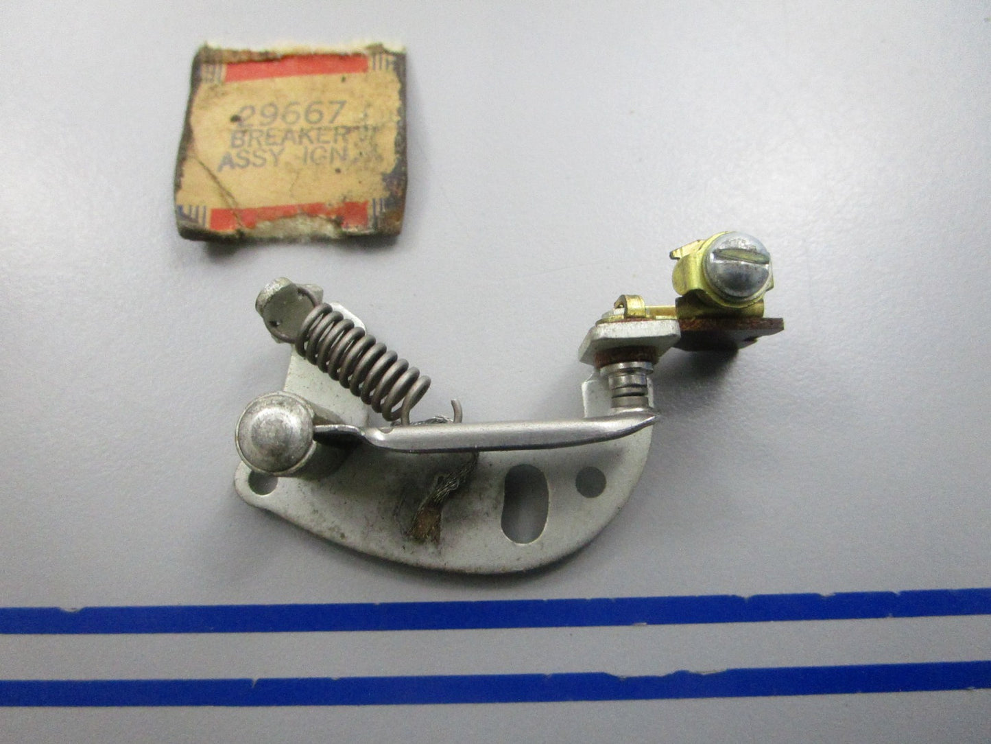 NEW OEM 29667 Briggs & Stratton Ignition Breaker Assembly 0810