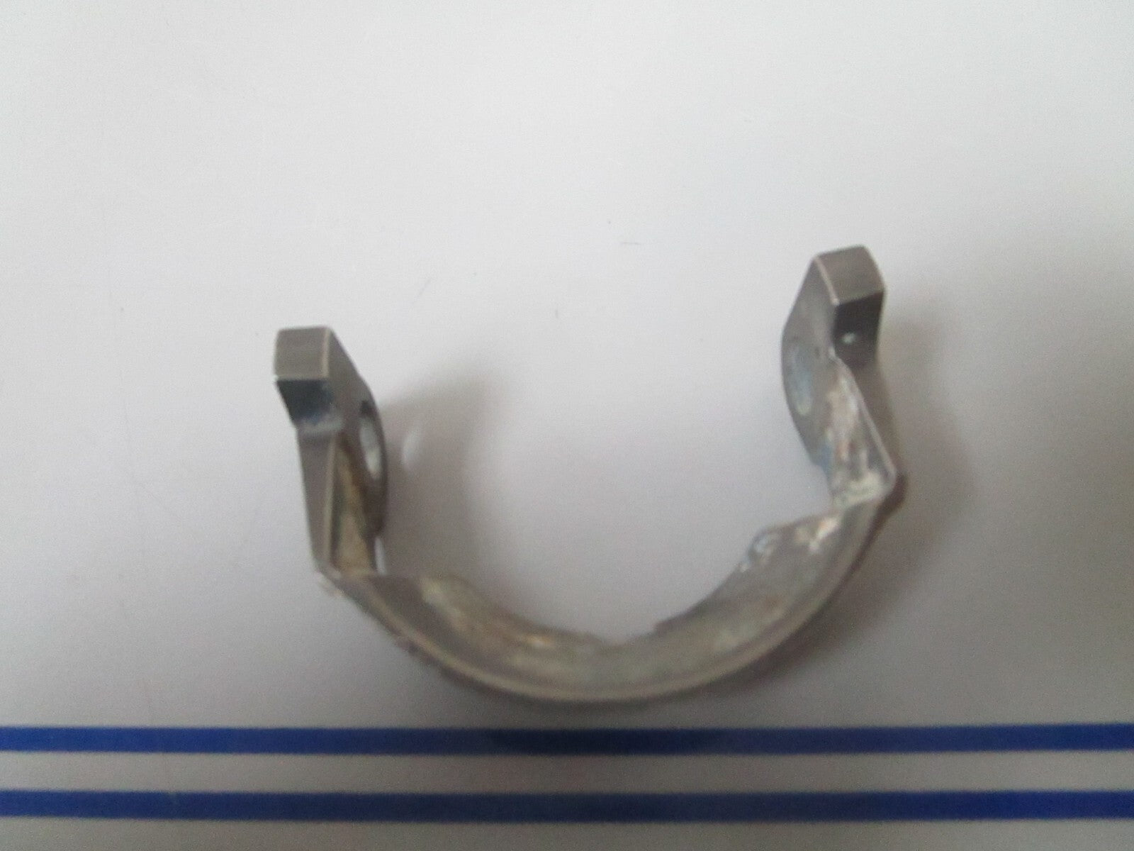 *NEW OEM* 0810 Volvo Penta Lock Brace 814394
