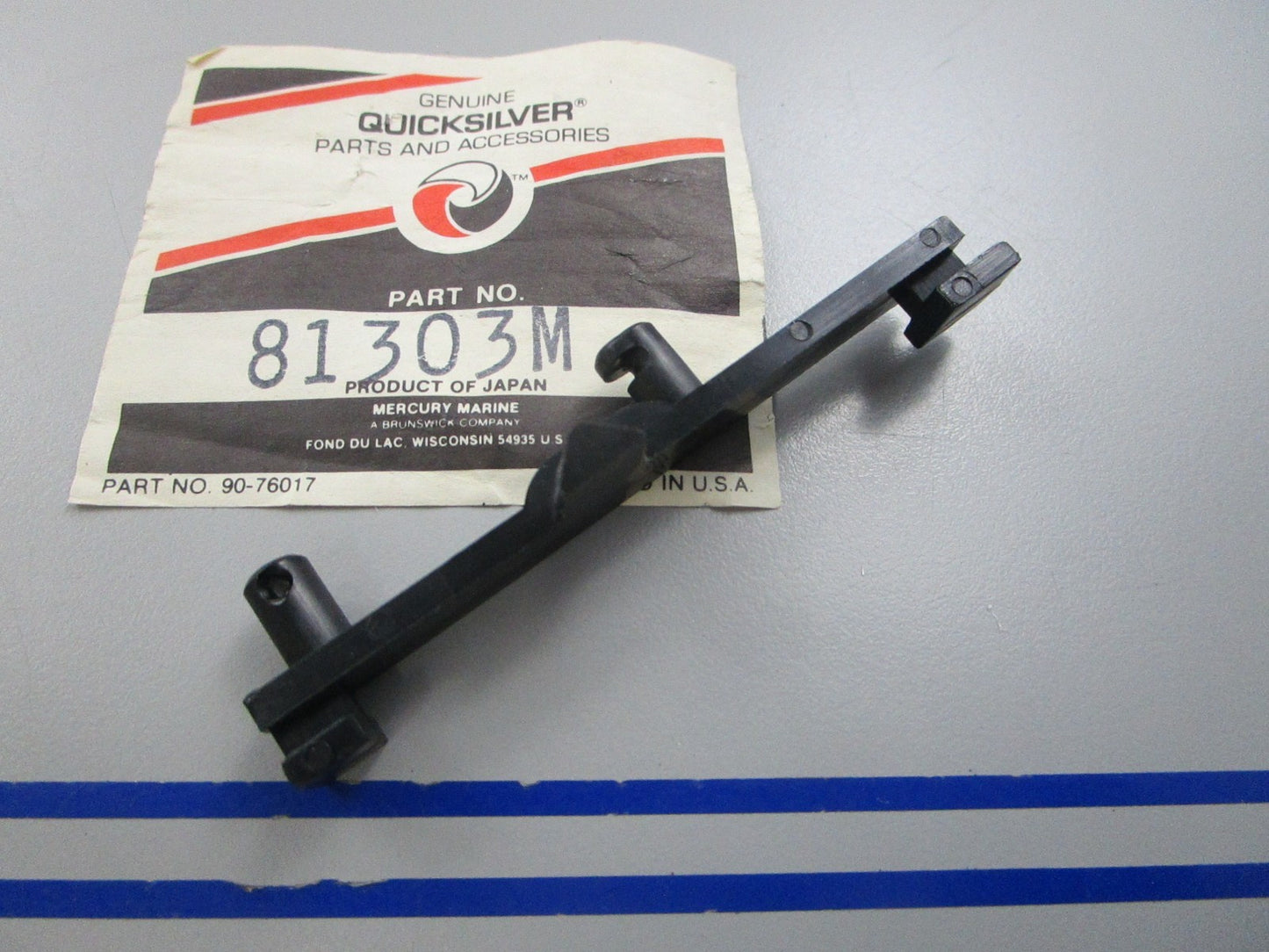 NEW OEM 81303M Mercury Quicksilver Lockout Lever 0810