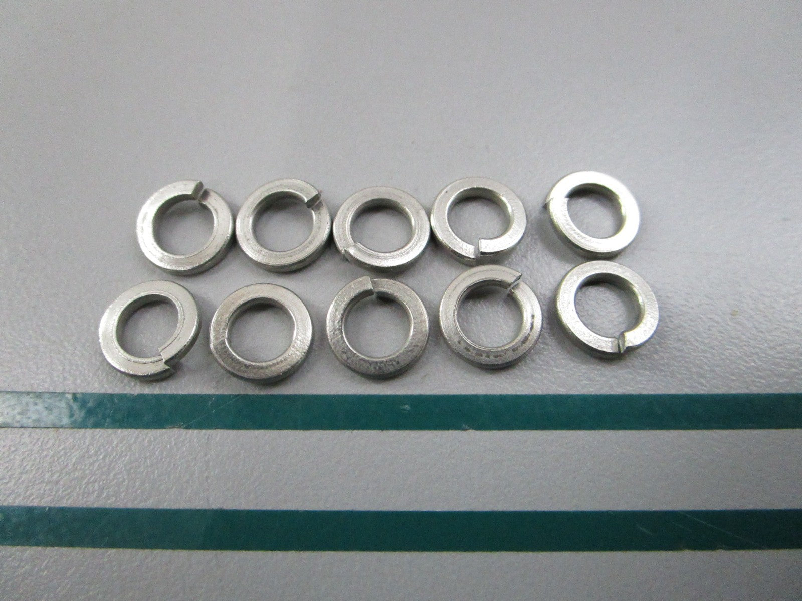 NEW OEM 92990-05100 Yamaha Spring Washer 0810