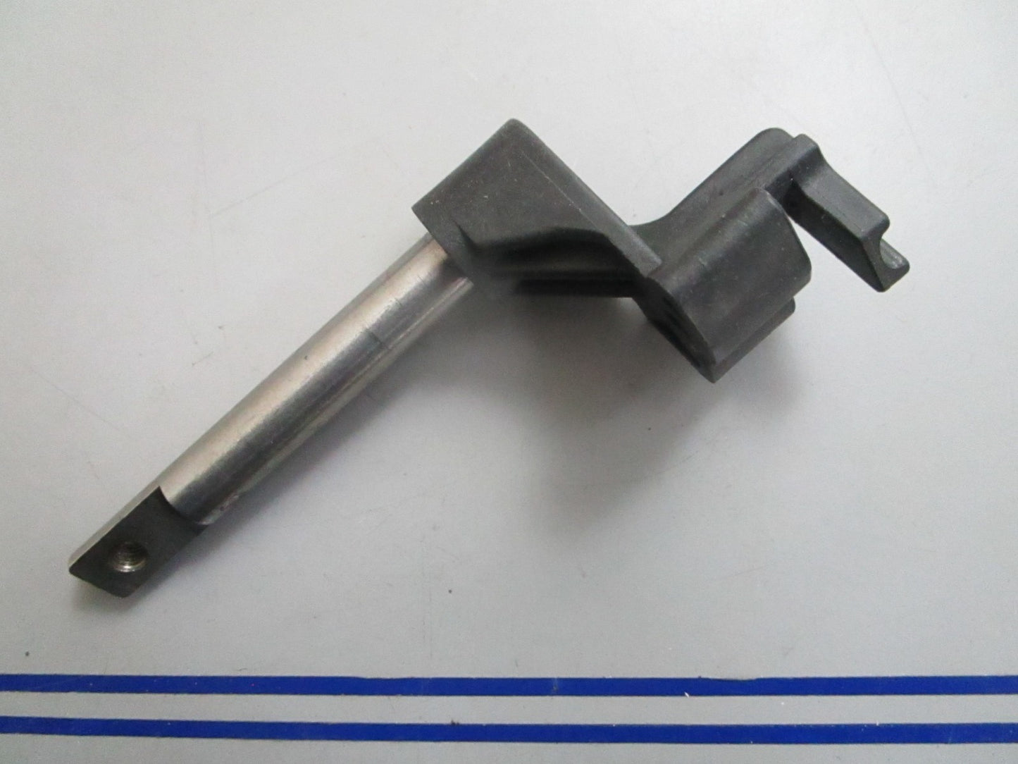 *NEW OEM* 0820 OMC Johnson Evinrude Shift Shaft & Lever 435226 0435226