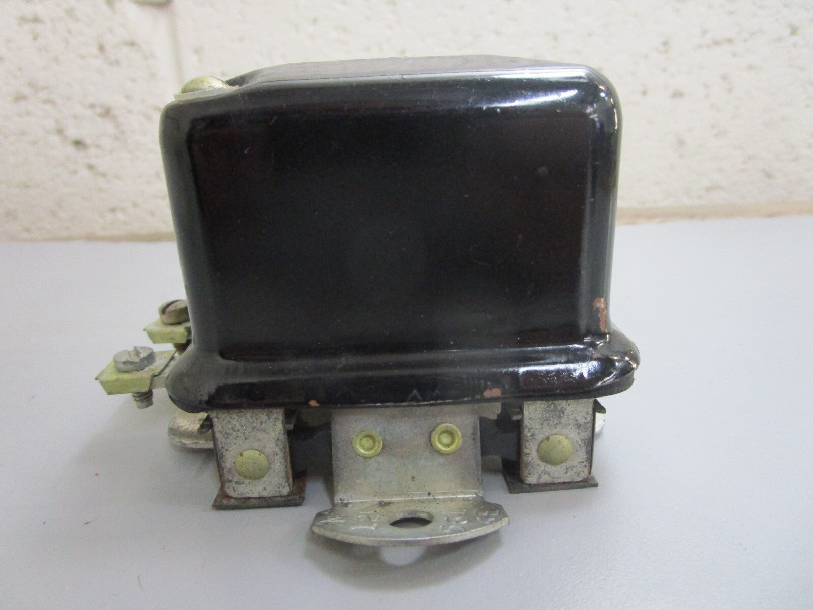 *NEW OEM* 0820 OMC Johnson Evinrude Voltage Regulator 379476 0379476