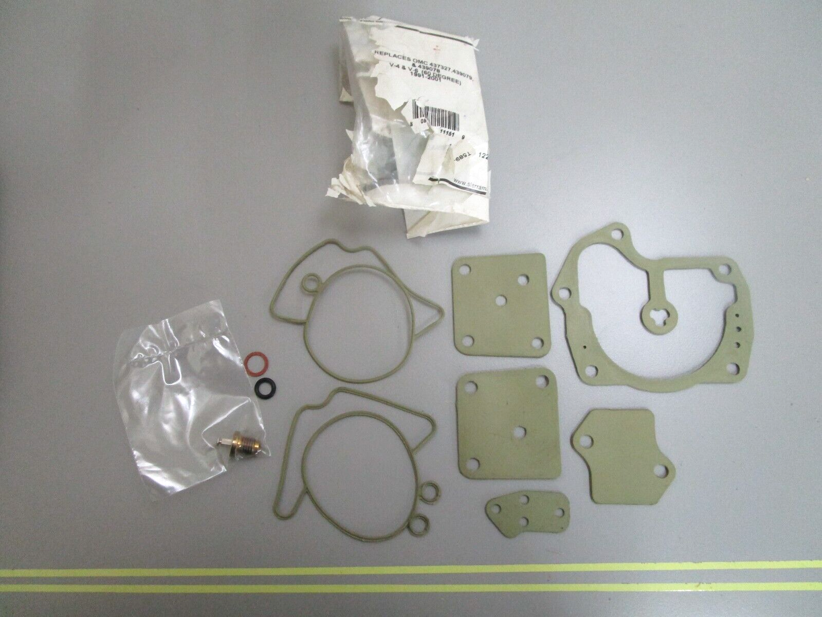 *NEW* 0810 Sierra Carburetor Kit 18-7248 Replaces: 437327