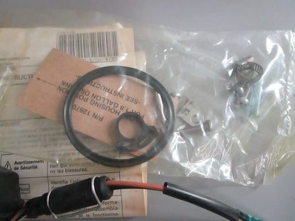 NEW OEM 176635 0176635 OMC Johnson Evinrude Oil Tank Pick Up Kit 0820