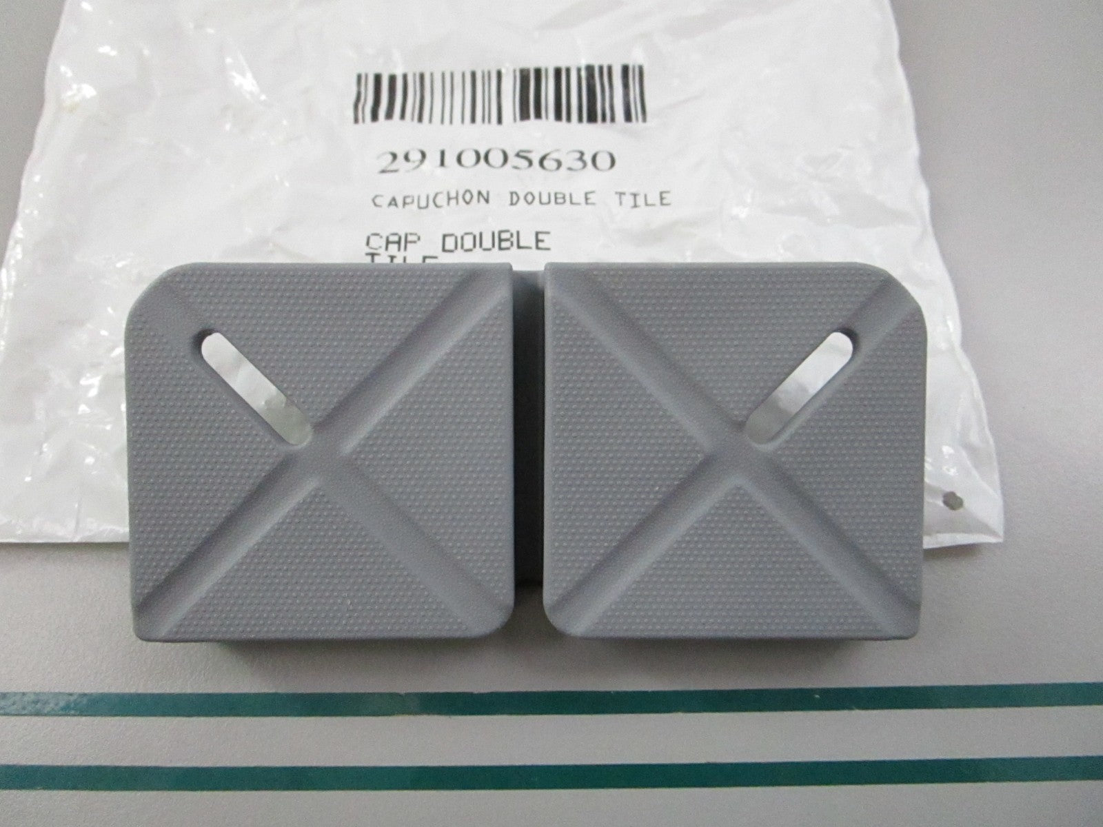 NEW 291005630 Sea-Doo Double Tile Cap 0810