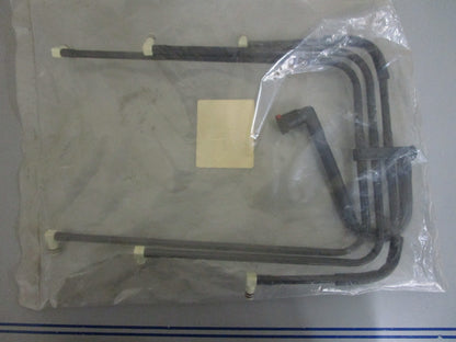 *NEW OEM* 0820 OMC Johnson Evinrude Fuel Manifold Ay 5000205