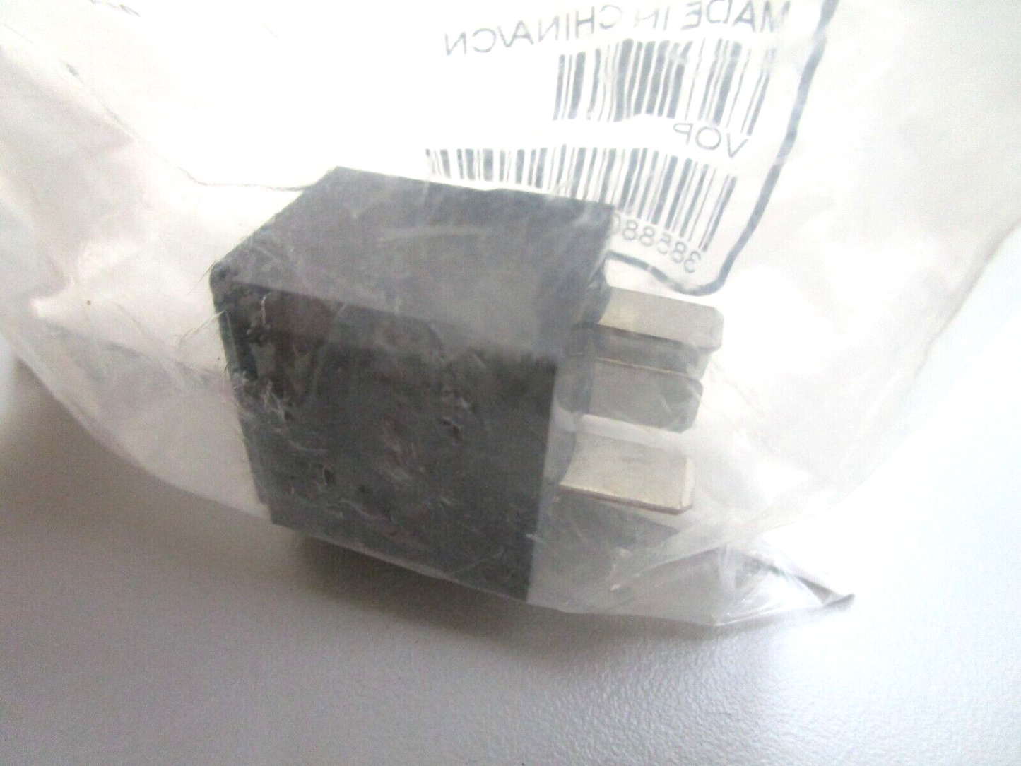 *NEW OEM* 0750 Volvo Penta RELAY 3858809