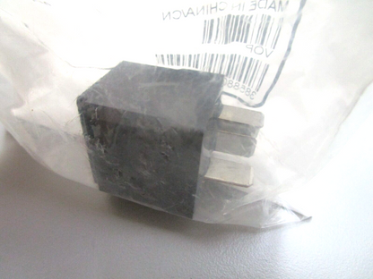 *NEW OEM* 0750 Volvo Penta RELAY 3858809