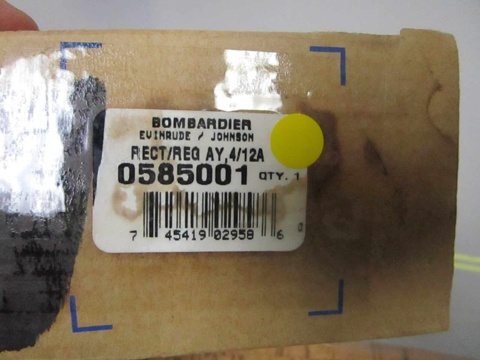 *NEW OEM* 0720 OMC Johnson Evinrude 4/12A Rectifier Regulator Assembly 585001