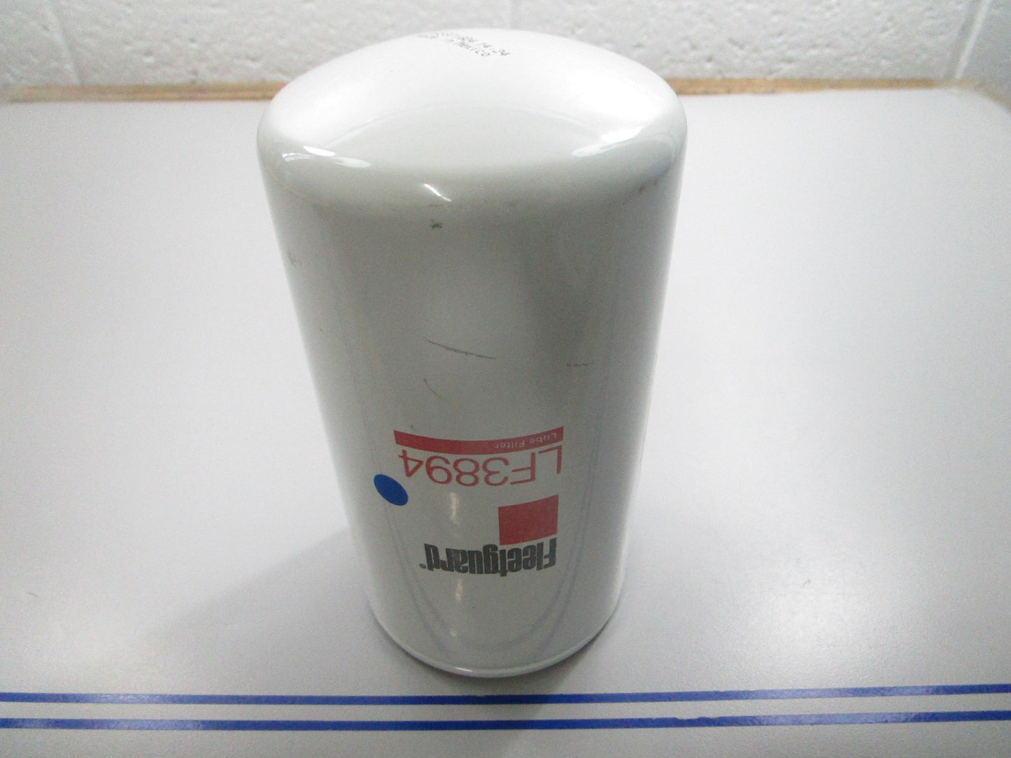 *NEW OEM* 0810 Fleetguard Lube Filter LF3894